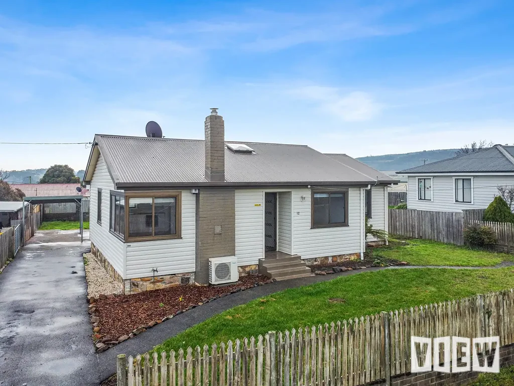12 Carins Street, Waverley, TAS 7250