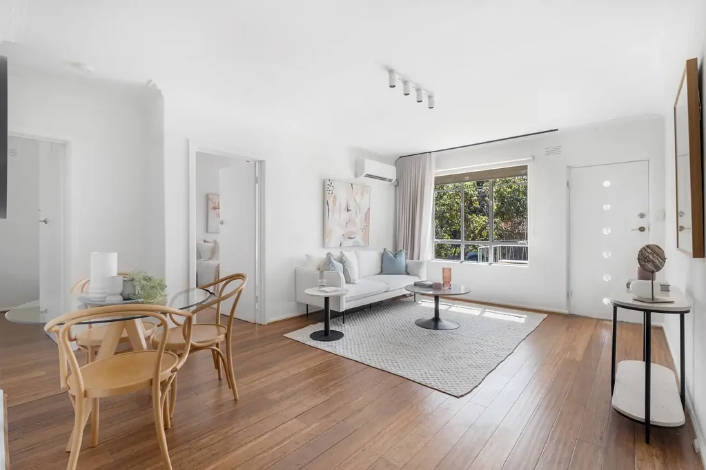 Malvern East 2Moenga Contemporary Living Meets Tranquillity