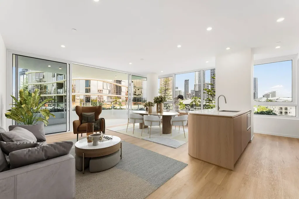 204/4-6 Rosewood Avenue, Broadbeach, QLD 4218