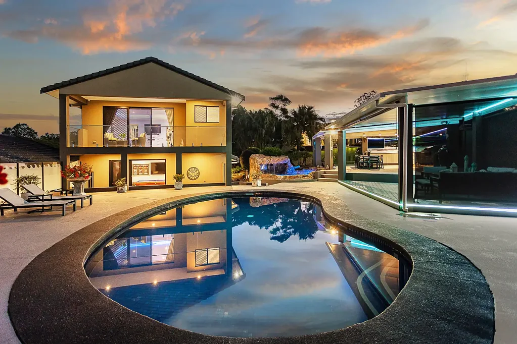 Worongary 6部屋 Where Lifestyle, Luxury and Dual Living Come Together