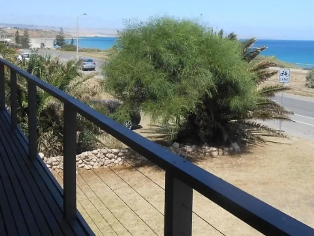 Seaford 3غرفة نوم ESPLANADE CORNER ALLOTMENT 
1 OF A KIND LAND DIVISION WITH 18 METRE OCEAN VIEW FRONTAGE + SIDE STREET OCEAN VIEW AND SIDE STREET DRIVEWAY ENTRANCE