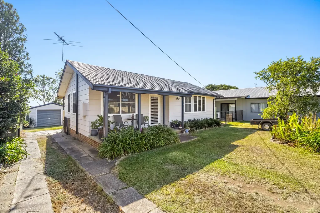 Woodberry 3房  Prime Investment Opportunity on 760m² with Granny Flat Potential (STCA)