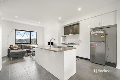 18 Chive Walk, Tarneit, VIC 3029, 3房, 2浴, Townhouse