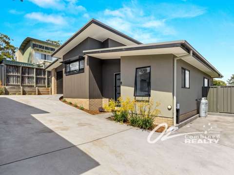 Sanctuary Point 3 Bedroom Immaculate Coastal Villa