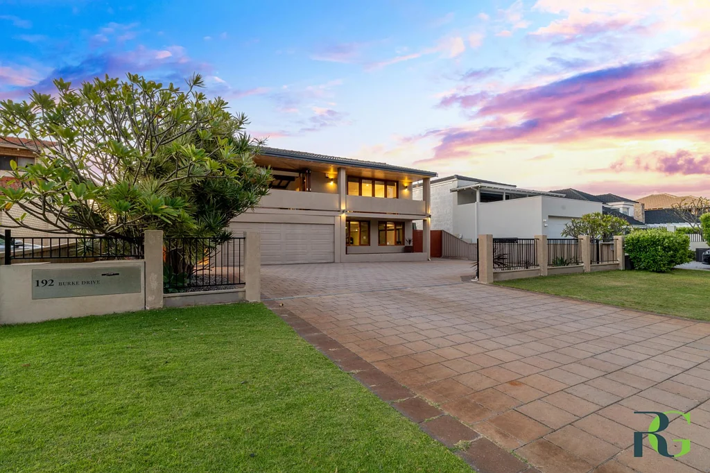 Attadale 5 Bedroom Riverfront Luxury