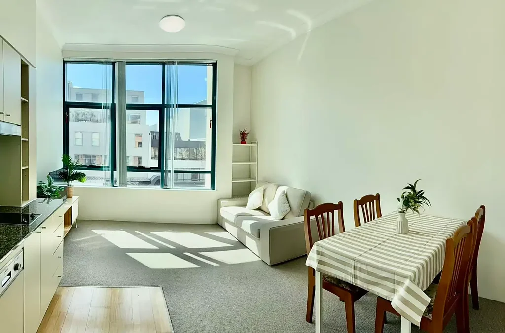 Neutral Bay 1房  Effortless village living with this Delightful & Convenient Apartment