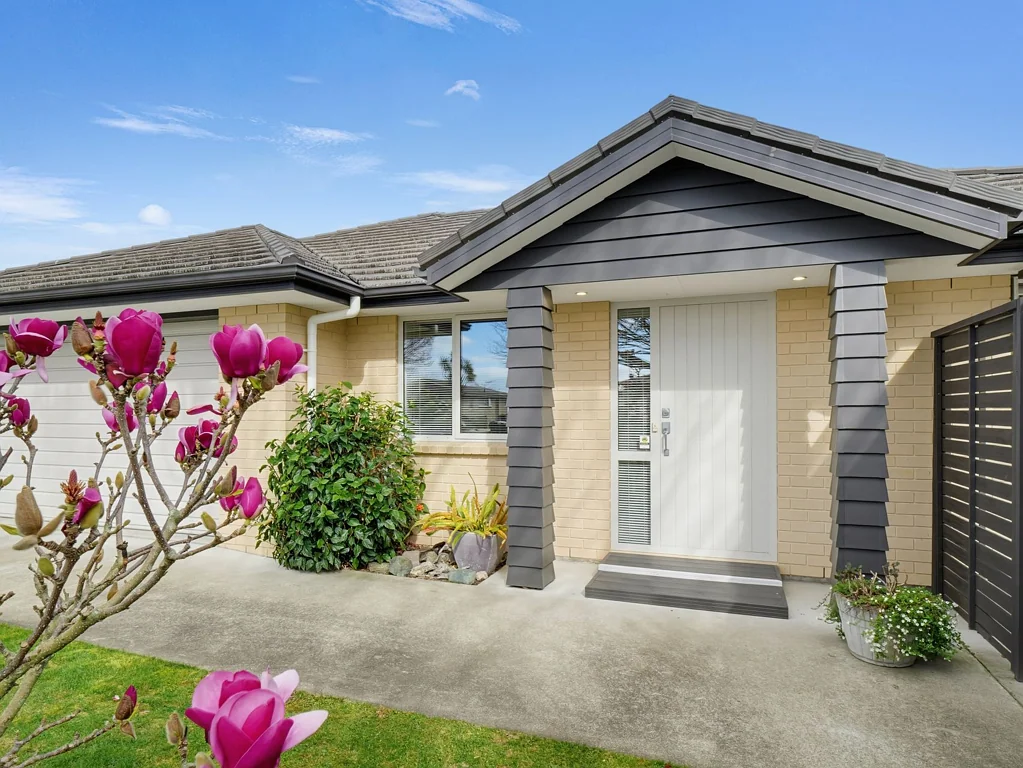 Feilding 3 Slaapkamer Light-Filled Living with Garden Connection
