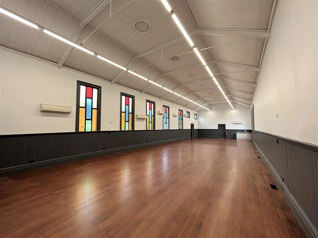Eden Terrace Savills - Unique and High Stud Premise