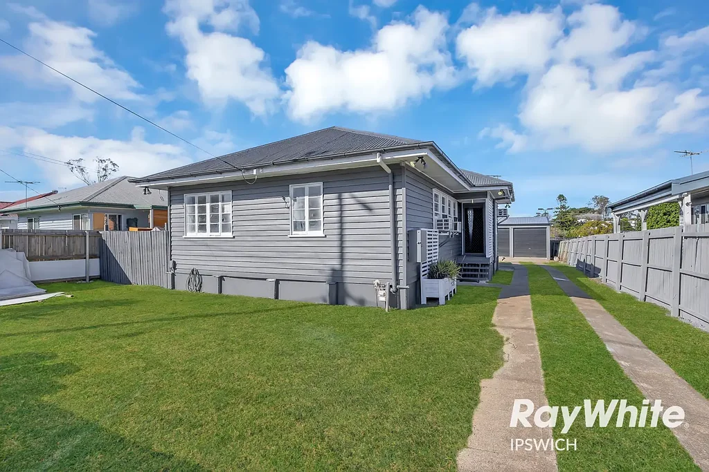 9 Casey Street, Leichhardt, QLD 4305