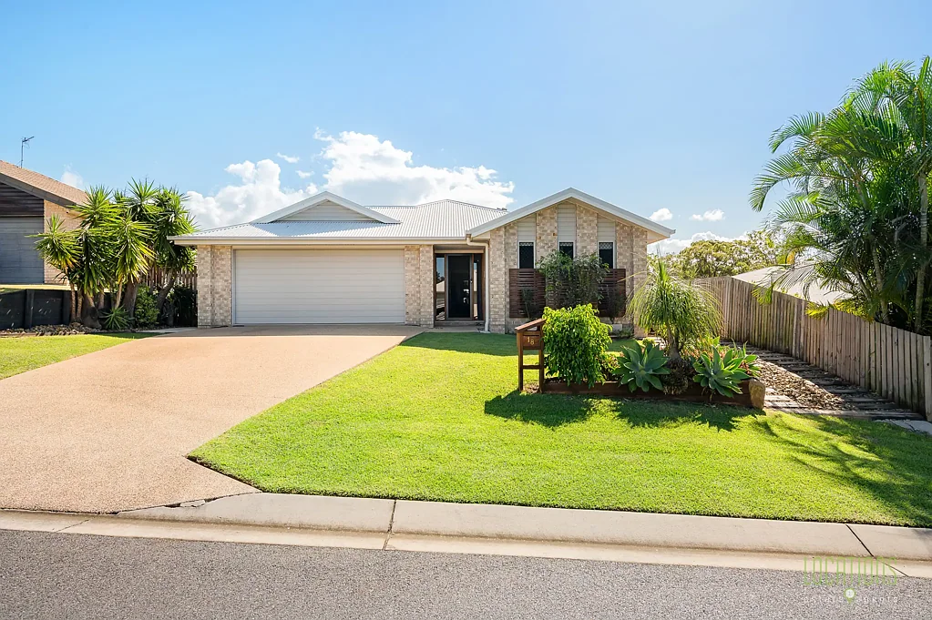 18 Bottlebrush Drive, Kirkwood, QLD 4680