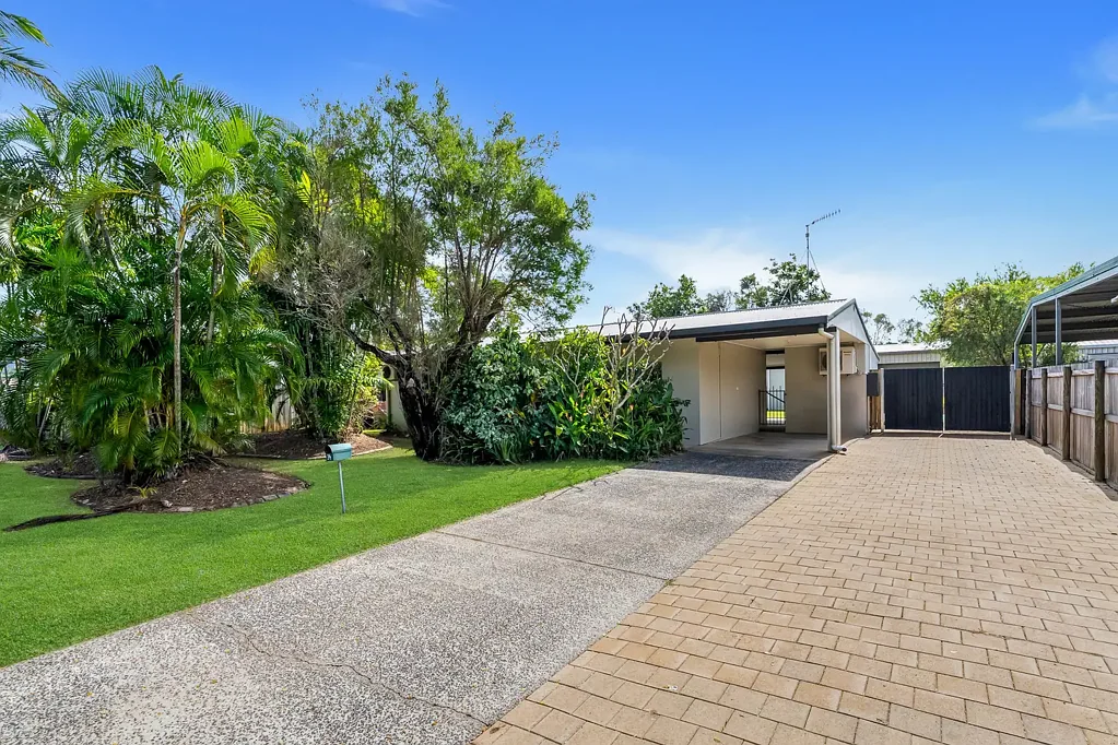 Available June | Double Bay Shed & Side Access | Trinity Beach Living