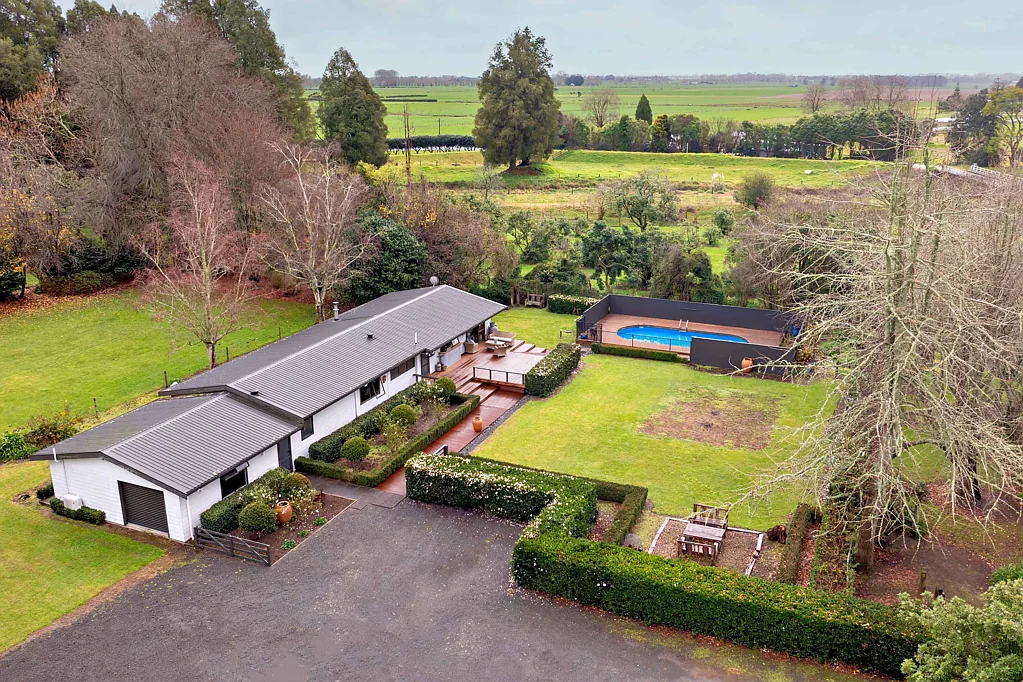 Whakatane 3 Slaapkamer A charming lifestyle oasis with room to grow!