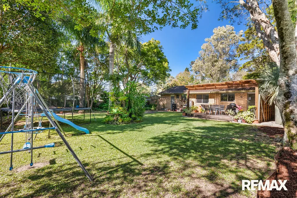 Nambour 3Zimmer Entry Level Opportunity: BIG Backyard, Parkside Delight!