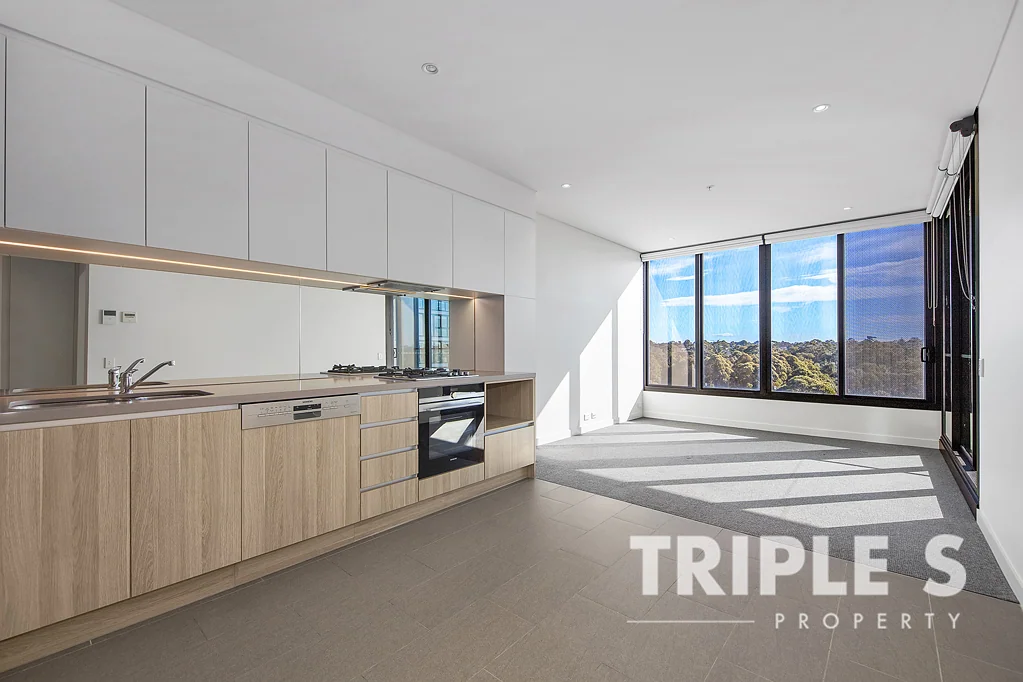 North Ryde 1房 现代一居室公寓，坐拥全景区域景观 Modern One-Bedroom Retreat with Panoramic District Views