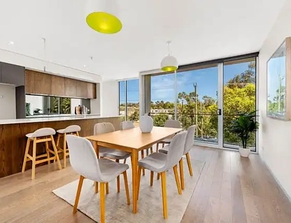 7/15-17 Railway Road, Blackburn, VIC 3130, 3 phòng ngủ, 2 phòng tắm, Townhouse