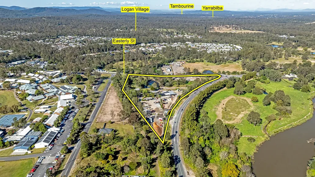 Waterford 3房 3.64公顷广阔土地 高脚3卧住宅 商业租户年回报超30万 学区房位置优越 DA批准扩建 Negotiable Terms offering High Returns or
