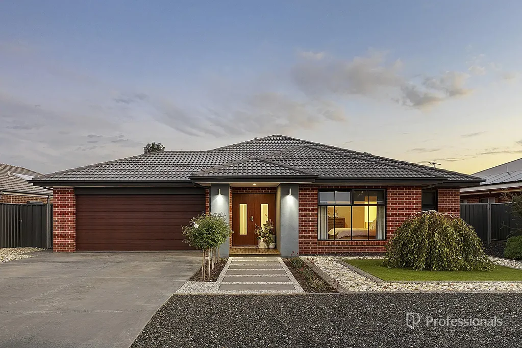 Maryborough 4 Slaapkamer Spacious Family Living in a Sought-After Location