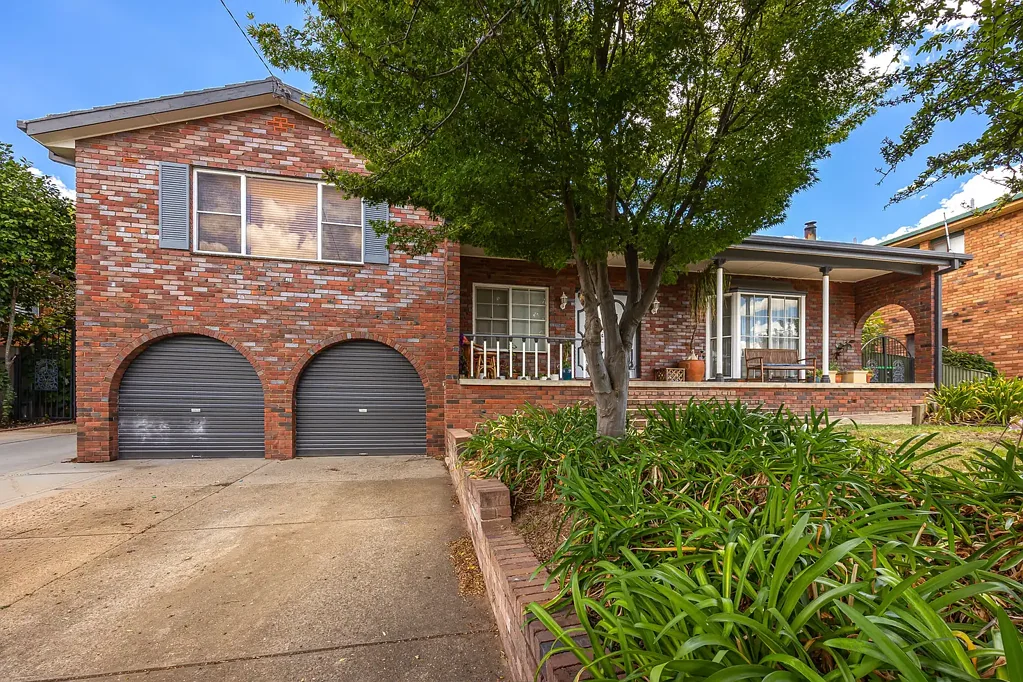 34 Patamba Street, Kooringal, NSW 2650