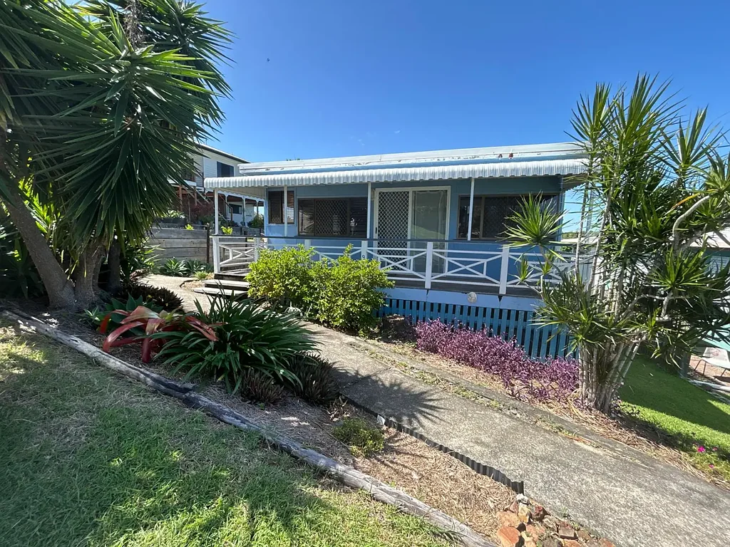 3 BEDROOM HOME IN COOEE BAY