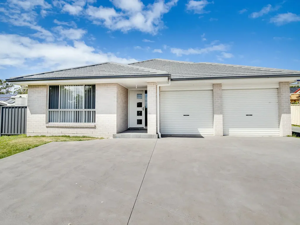 New Build. Big Space. Great Location.
