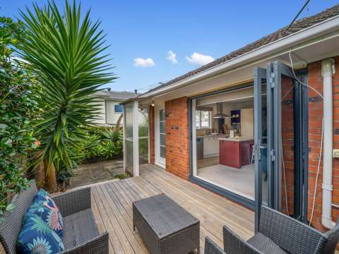 Epsom 2部屋 Central, Stylish & Move-In Ready