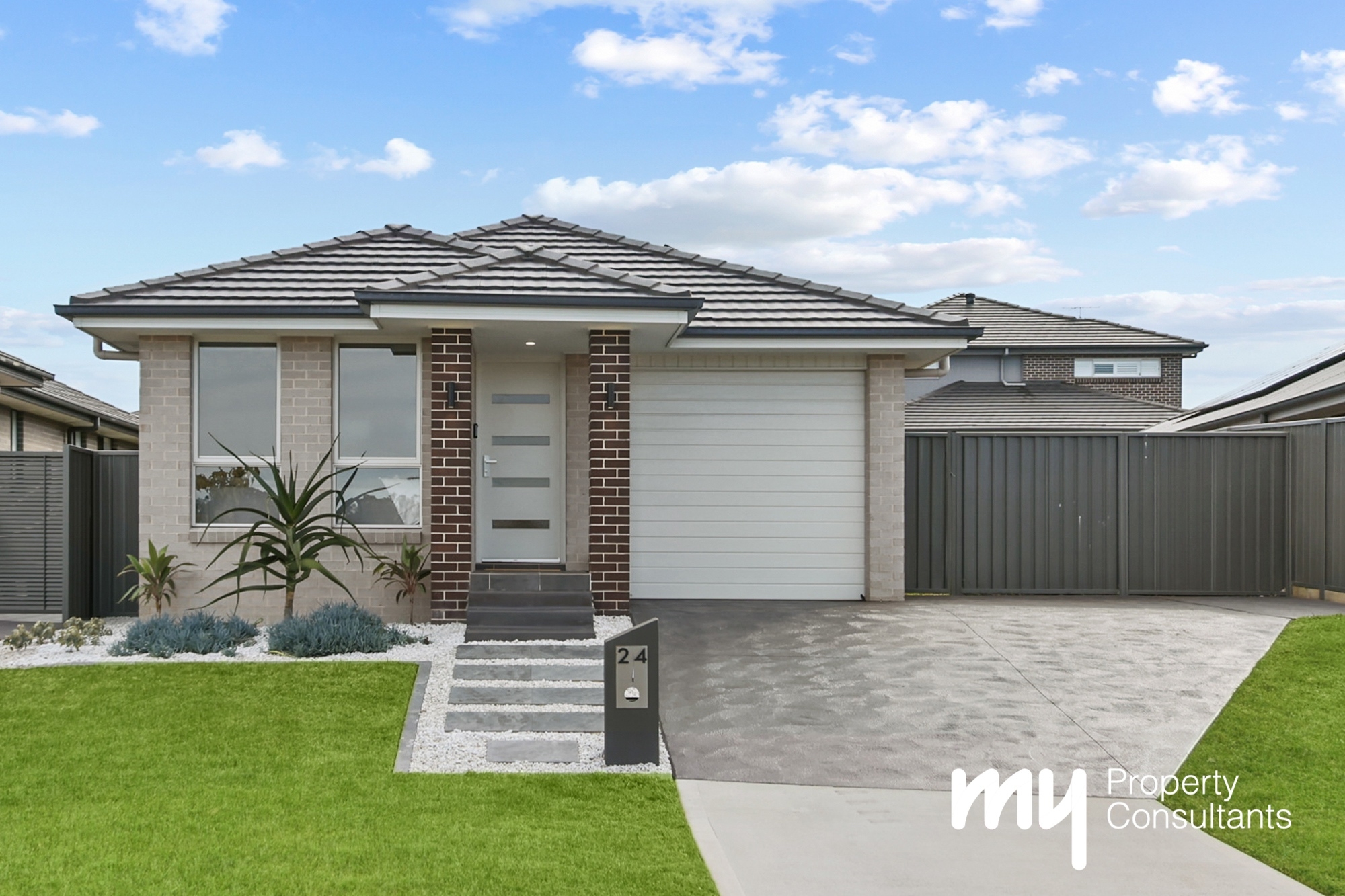 24 STRATTON RD, ORAN PARK NSW 2570, 0房, 0浴, House