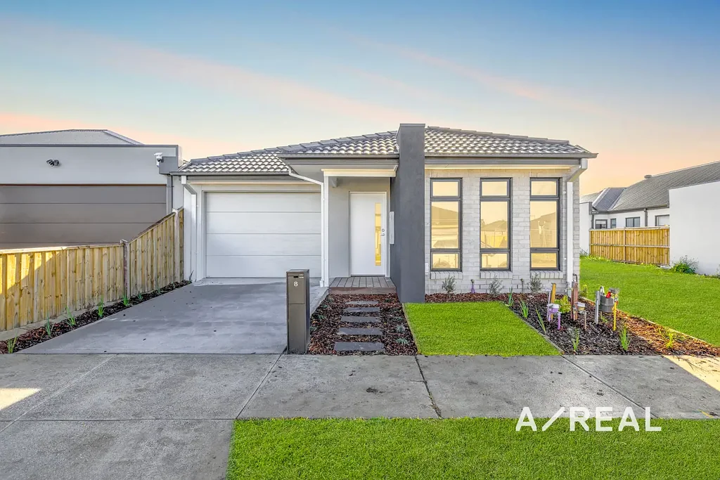 Brand New 4-Bedroom Home – First Week’s Rent FREE!