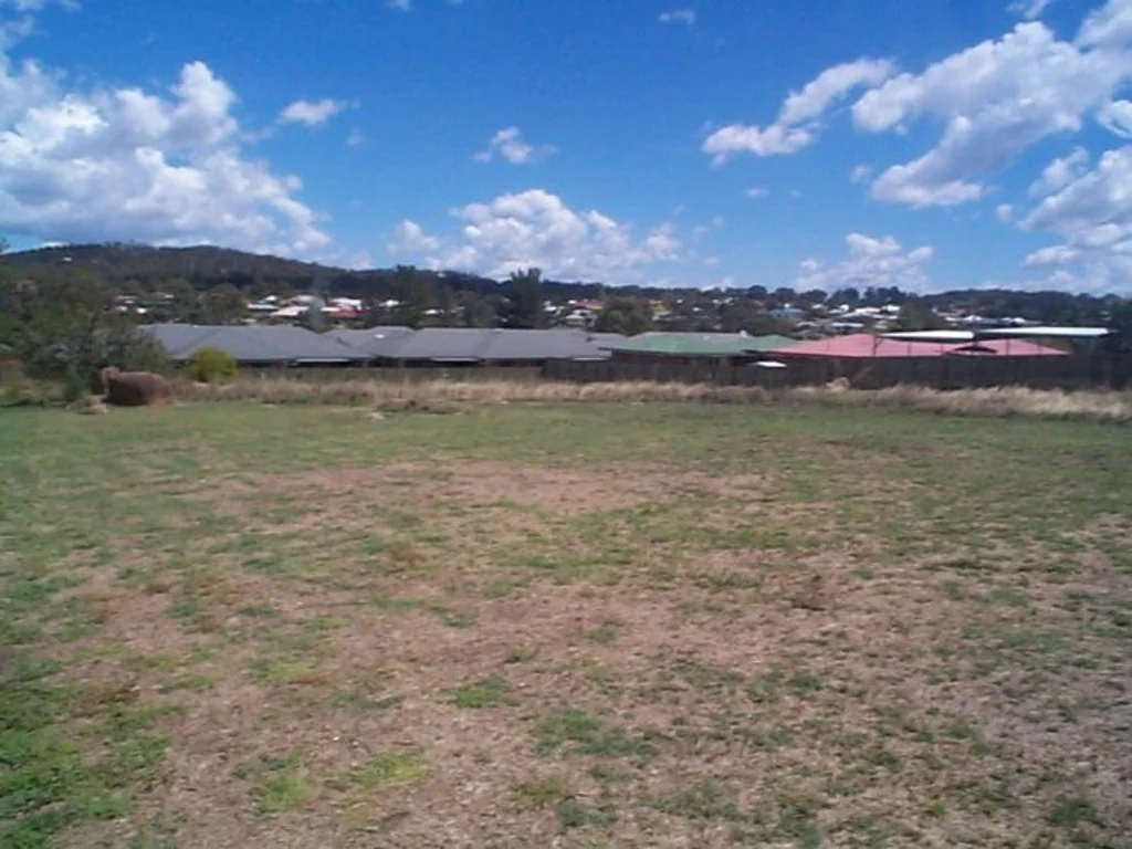 Stanthorpe Large vacant block in good part of town
