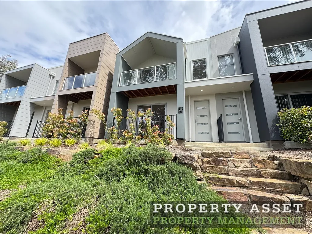 3 Bedroom Townhouse with SOLAR