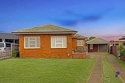 12 Breasley Avenue, Yagoona