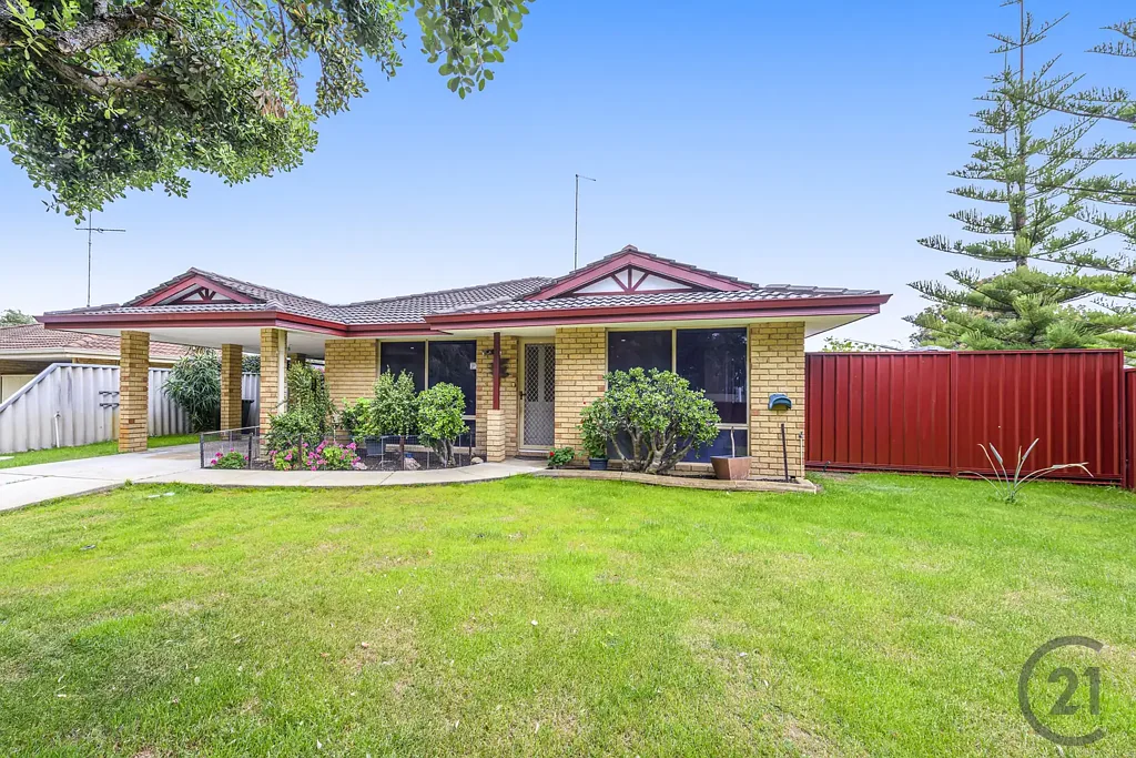 Greenfields 4कमरा GREENFIELDS GEM! BIG BLOCK. BIG PATIO. BIG POTENTIAL!