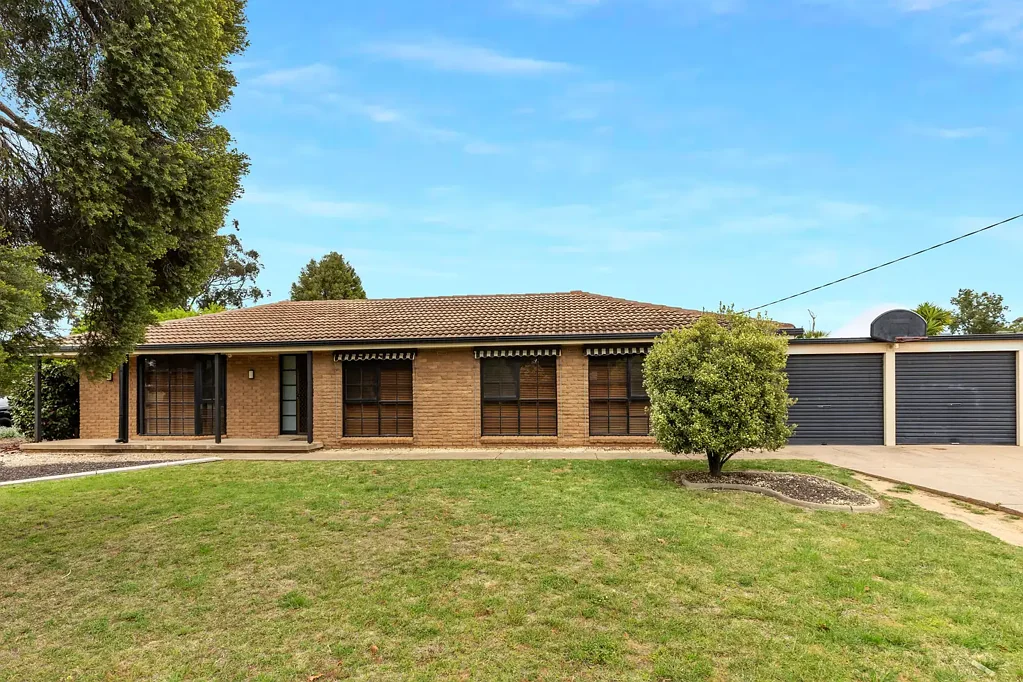 Spacious Family Home!