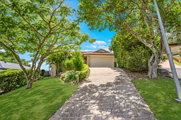 6 Thunder Drive, Currumbin Waters