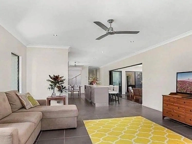 客厅 - 96 Harbour Drive, Trinity Park, QLD 4879