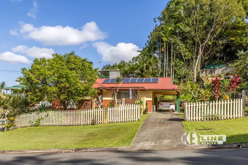 Bli Bli 3ห้องนอน FABULOUS ON FAIRVIEW: SUNNY THREE BEDROOM HOME