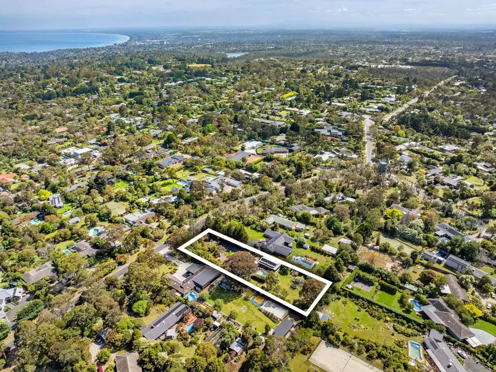 88 Winona Road, Mount Eliza, VIC 3930