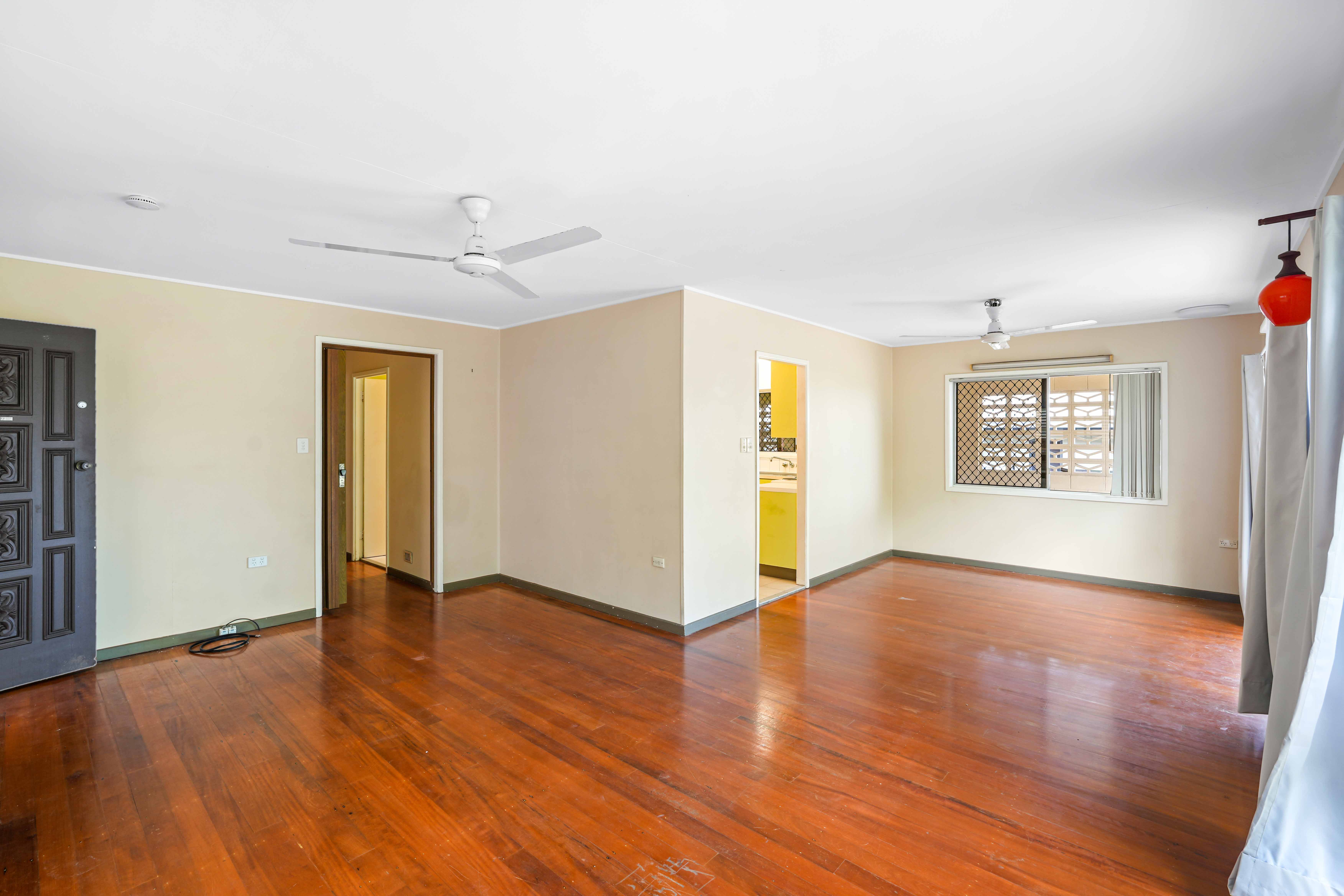 184 GREENSLOPES ST, EDGE HILL QLD 4870, 0 Kuwarto, 0 Banyo, House