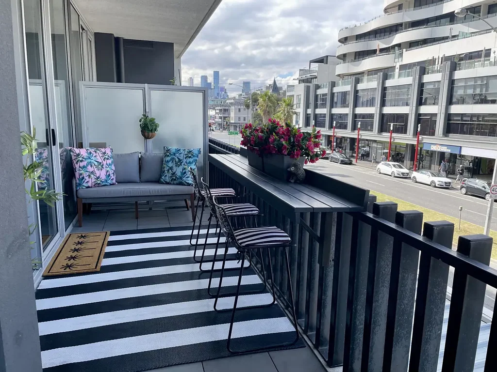 212/101 Bay Street, Port Melbourne, VIC 3207