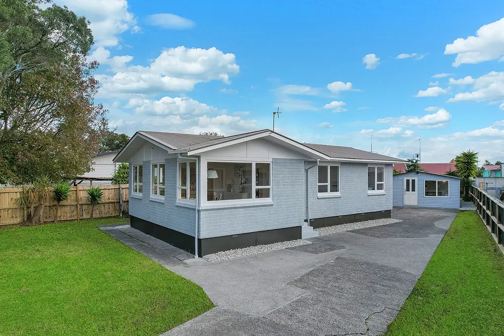 8 Comet Crescent, Mangere, Manukau City, Auckland