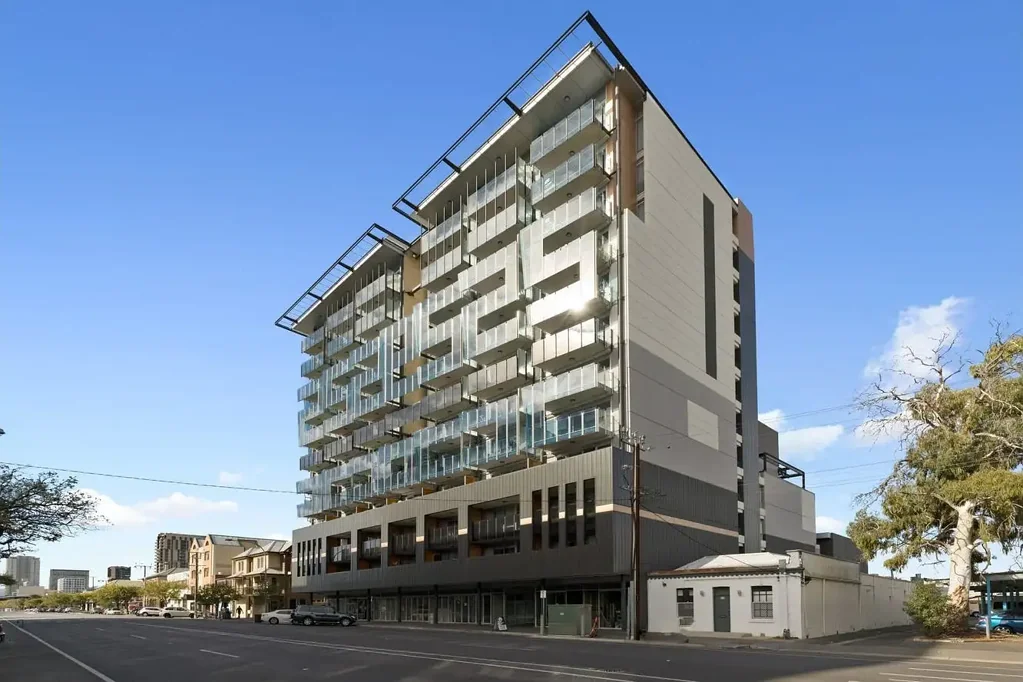 Modern One Bedroom Apartment in the Heart of Adelaide CBD