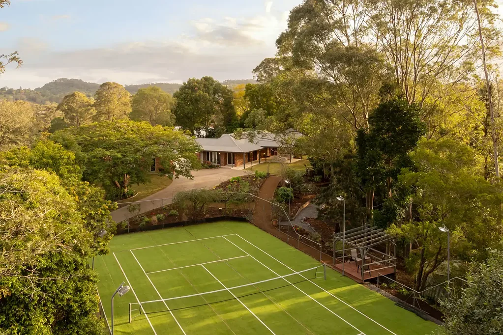 126 Gold Creek Road, Brookfield, QLD 4069