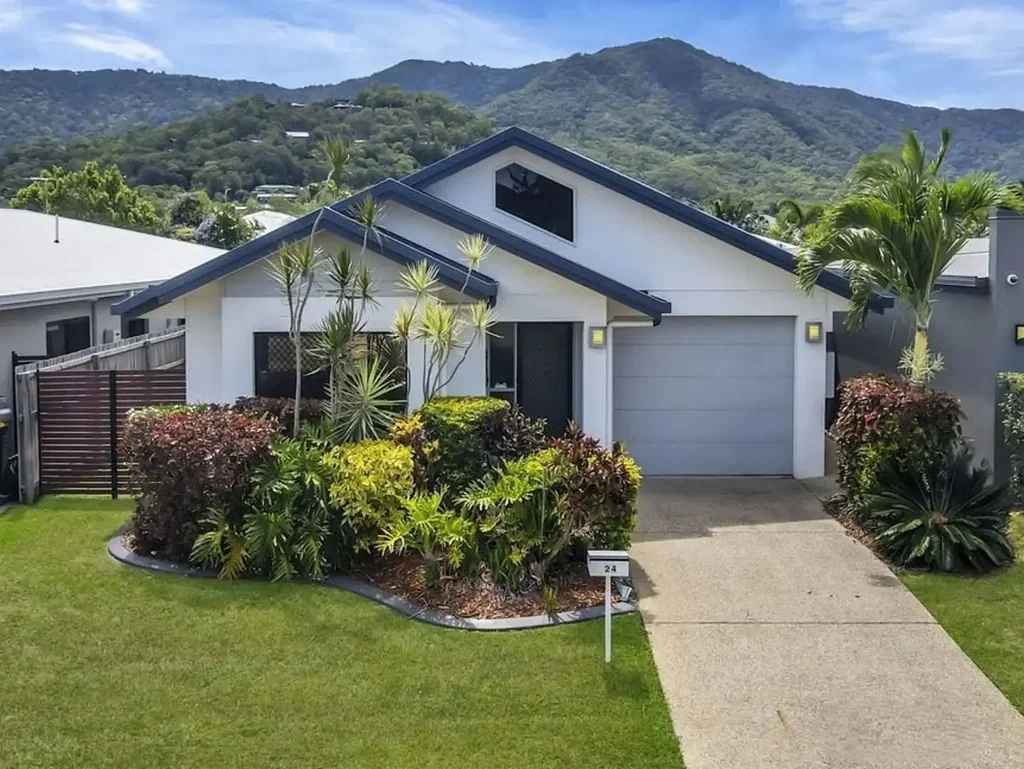MODERN HOME IN NORTHPOINT