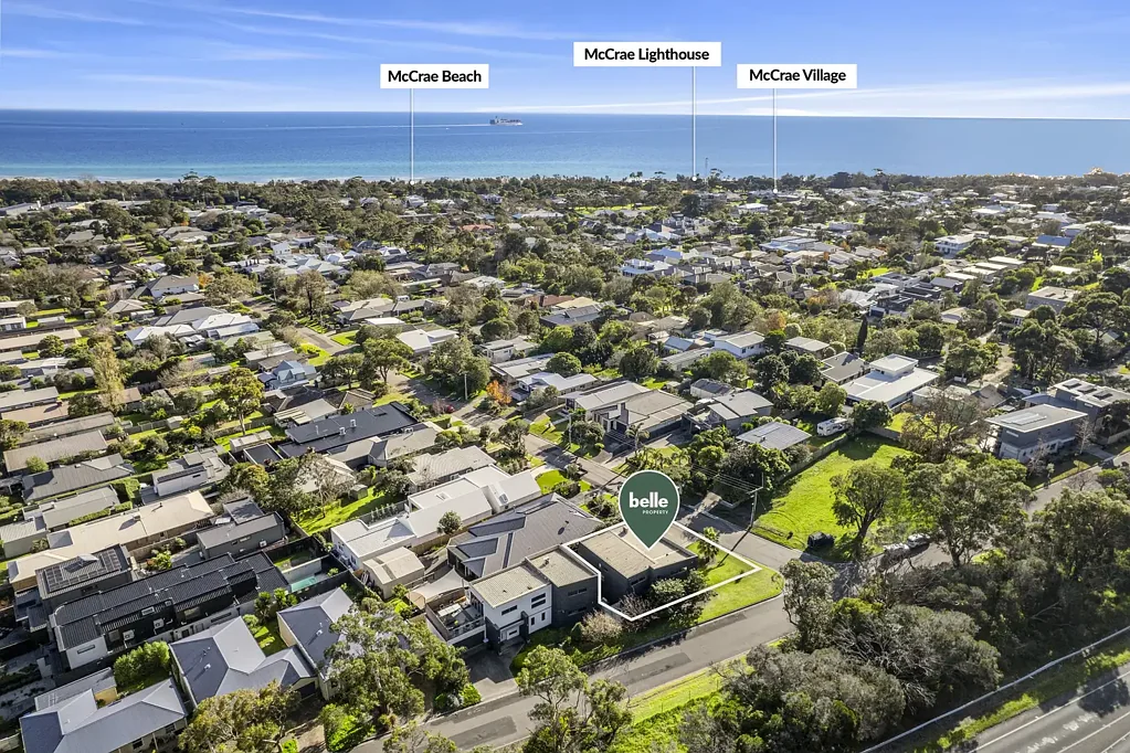 Mccrae 4 Bedroom Impressive family home in bayside locale