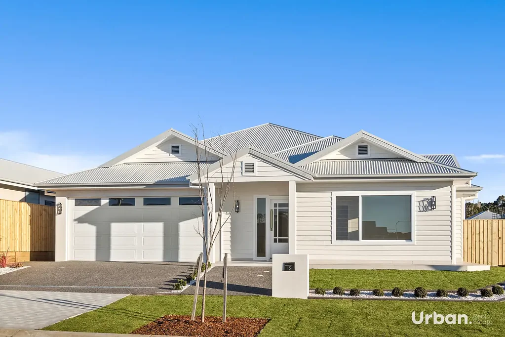Moss Vale 4 Bedroom A Statement of Style in Ashbourne Estate