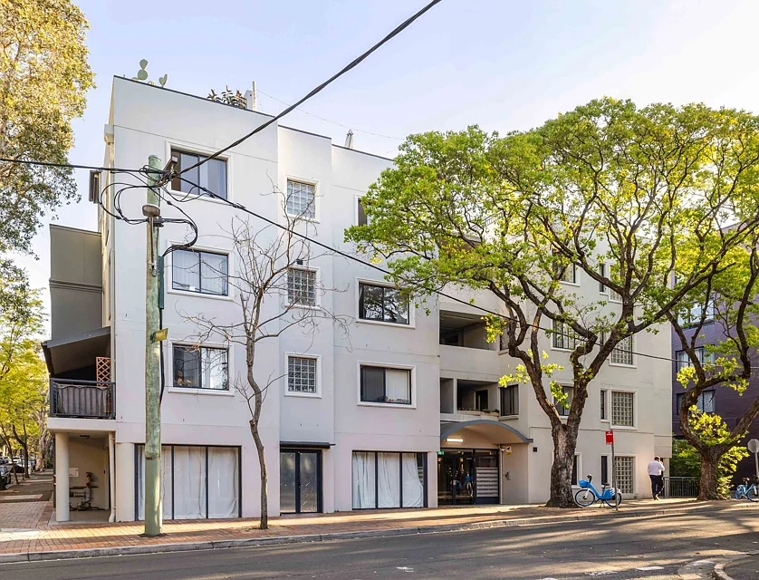44/1-35 Pine Street (enter via Daniels Street), Chippendale, Sydney CBD, 3 chambres, 2 salles de bain, Apartment
