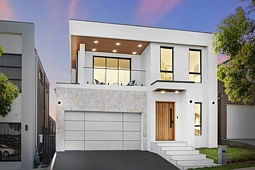 44 Pimlico Street, Box Hill