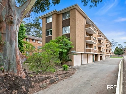 1/211 Derby Street, Penrith