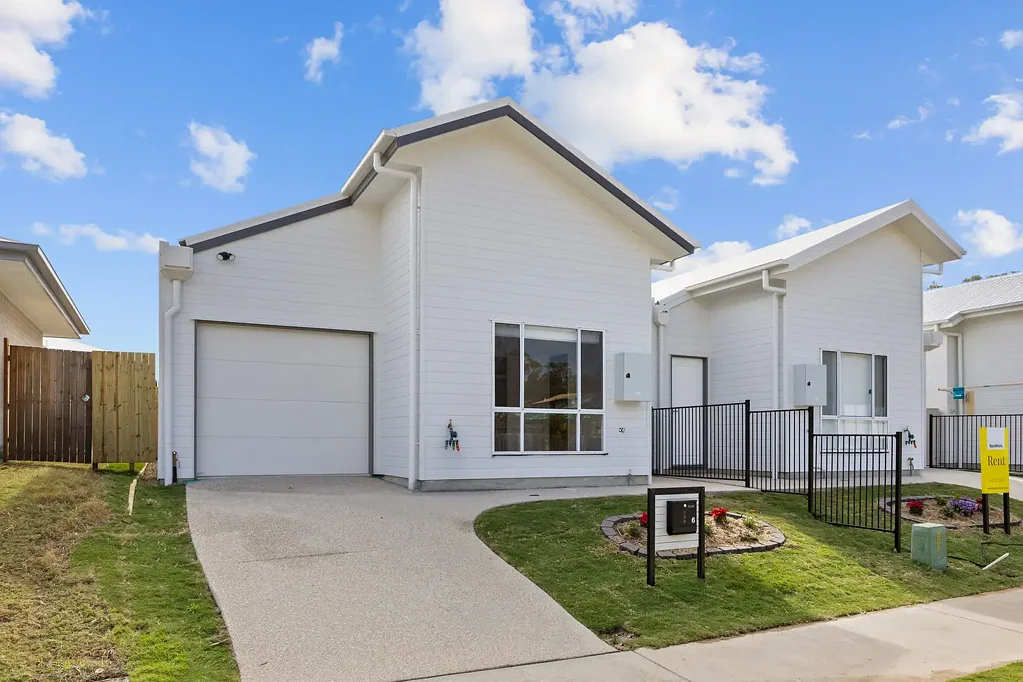 UNPACK, RELAX, AND BE THE FIRST TO CALL 6 SPINDRIFT HOME!