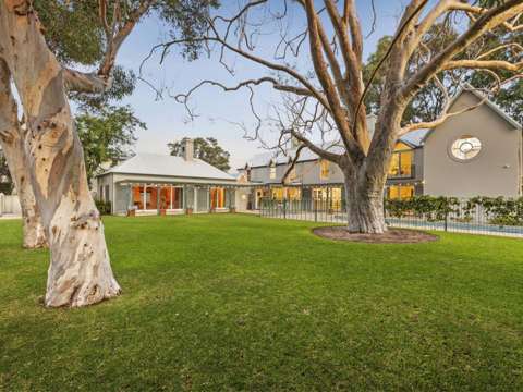 Claremont 5 Bedroom A RARE ESTATE IN CLAREMONT'S MOST REVERED ENCLAVE