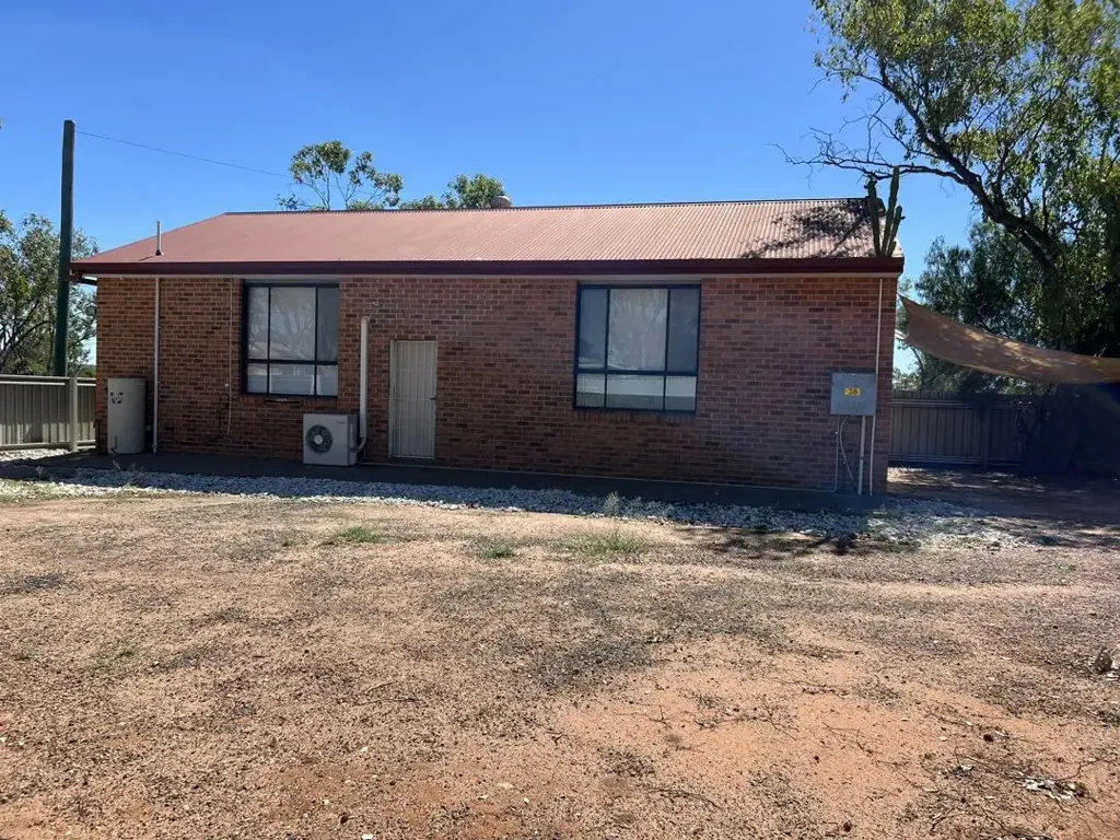 38 Fantasia Street, Lightning Ridge, NSW 2834